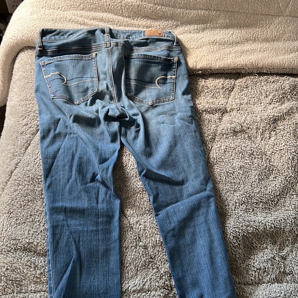 American eagle - Picture 5 of 7